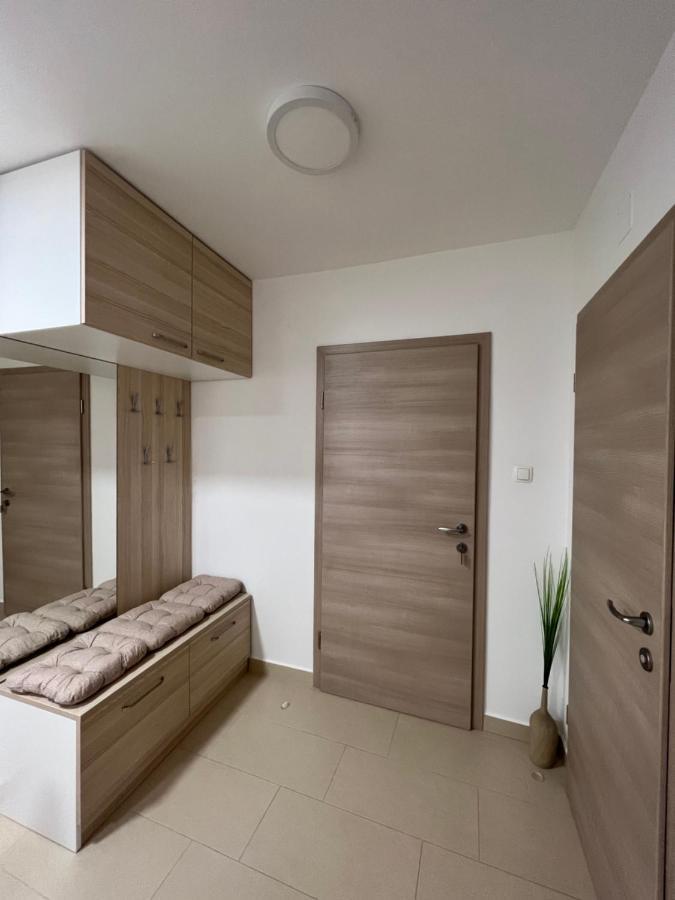 Apartmani Pernjak Mandre Kültér fotó