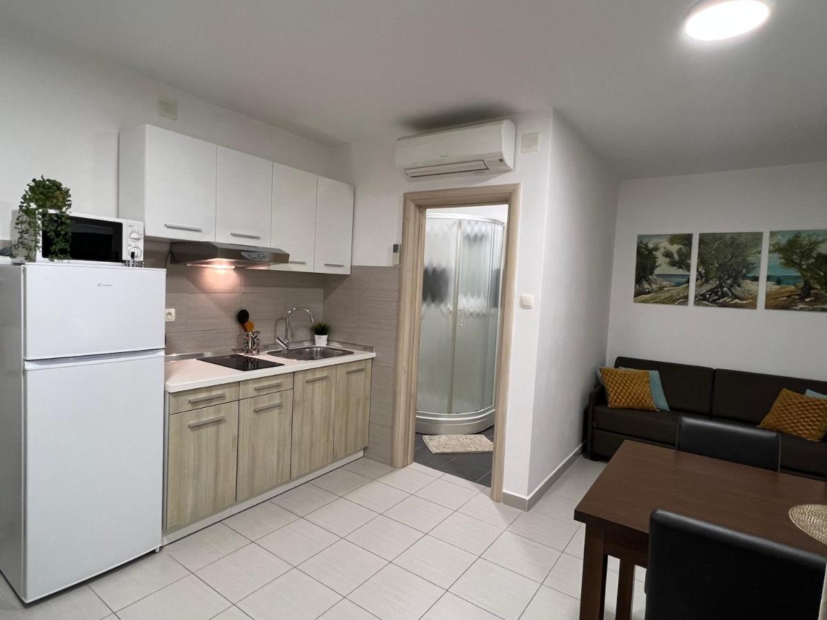Apartmani Pernjak Mandre Kültér fotó