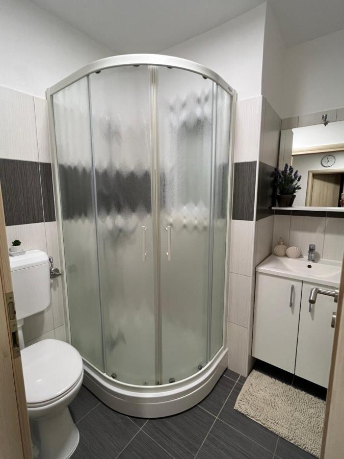 Apartmani Pernjak Mandre Kültér fotó